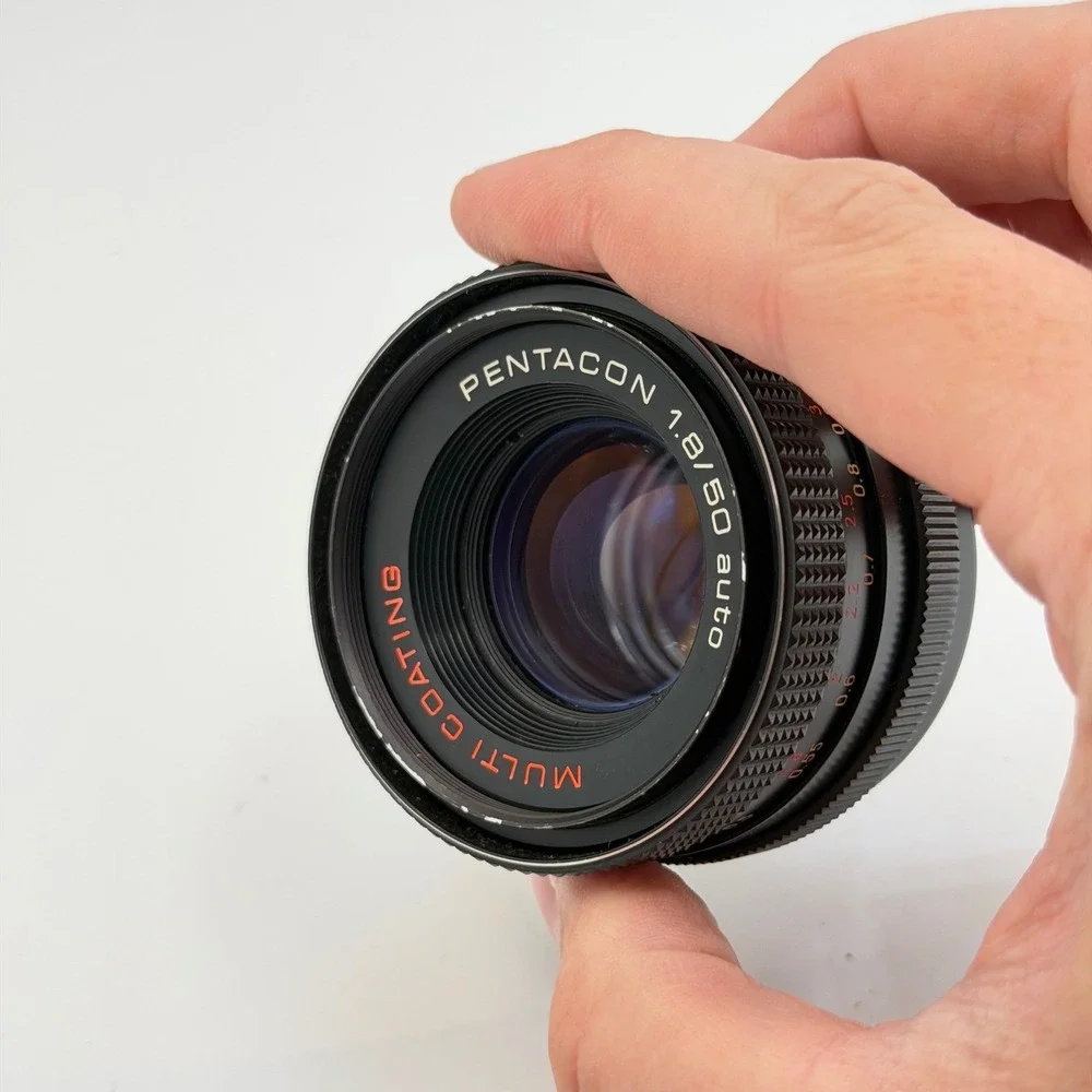 Pentacon 50mm f1.8 Auto Multi Coating M42 Mount Prime Lens *Aperture Issue Read*